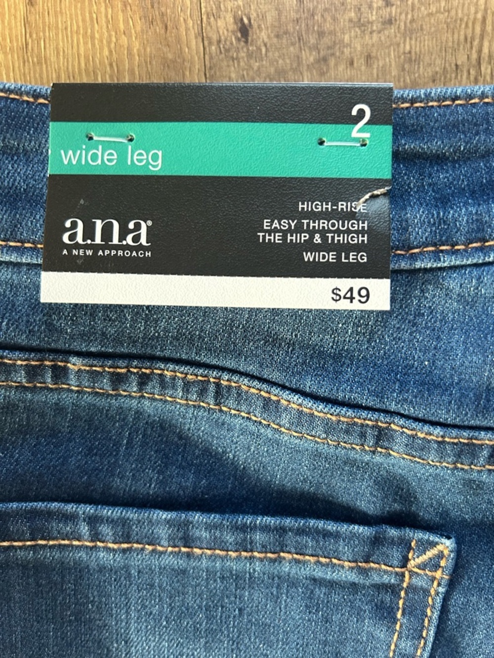 a.n.a High Rise Wide Leg Jeans Size 2 NWT Medium Wash Raw Hem - Picture 15 of 15